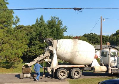We offer a wide variety of commercial concrete construction, servicing the entire DFW and surrounding rural areas. We have the equipment and experience